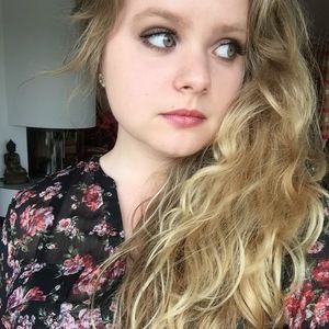 Meet your Posher, Andreea